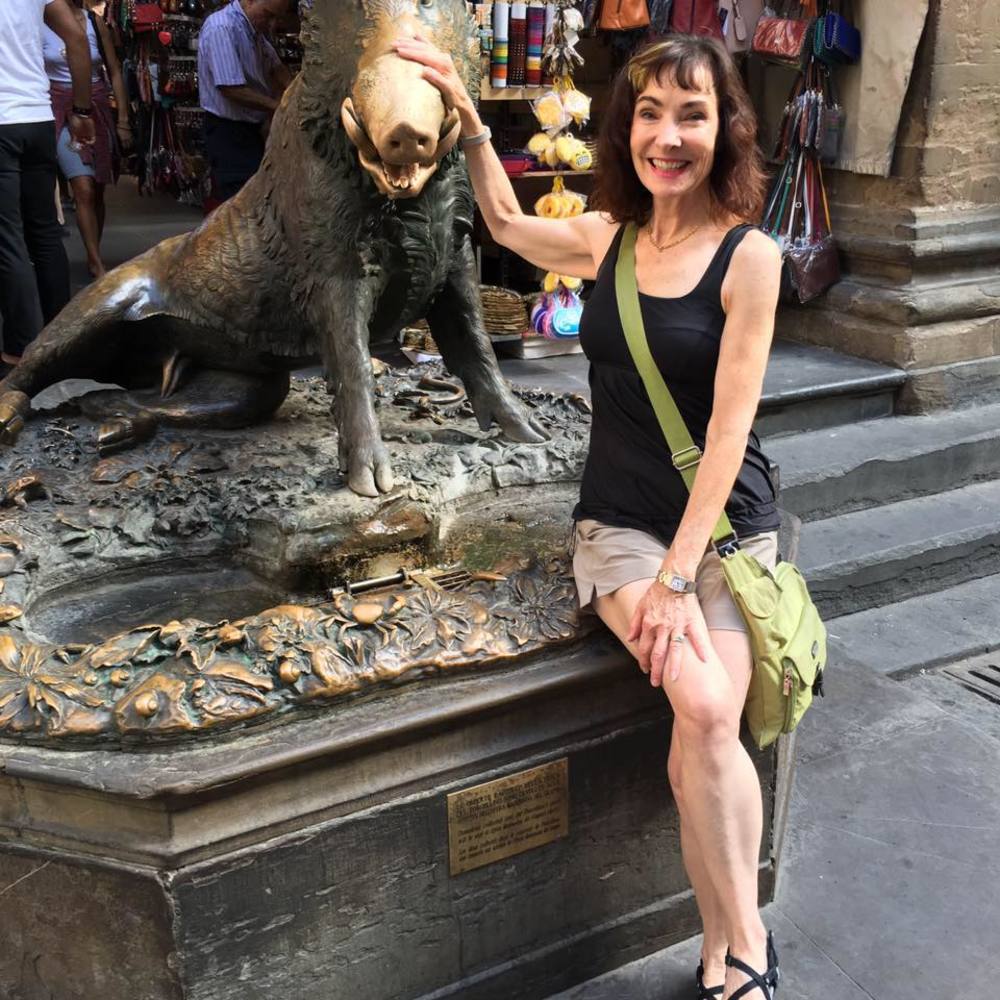 Meet your Posher, Claudia